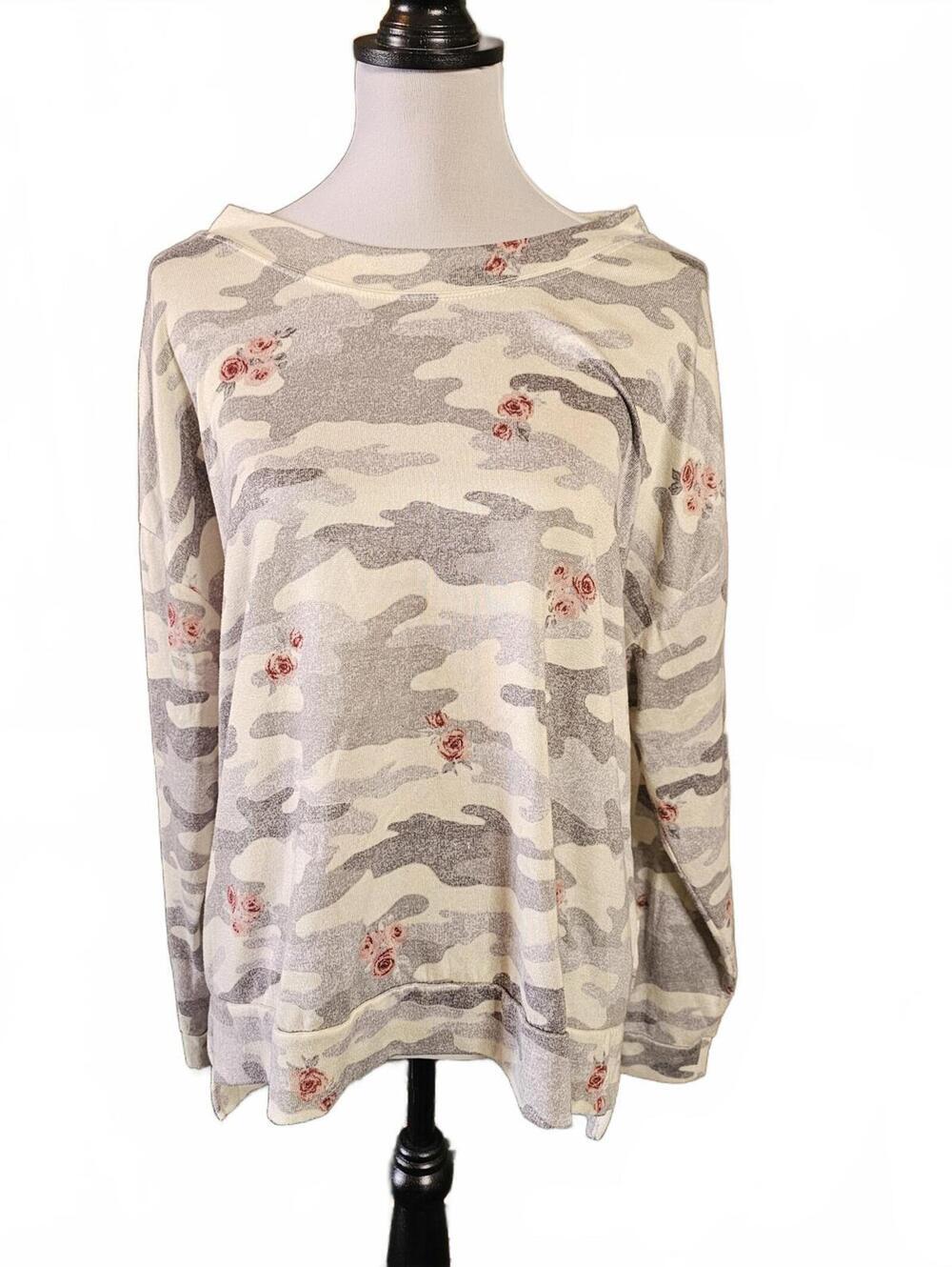Secret Treasures Women's Camo Floral Long Sleeve Top XL/XG 16/18
